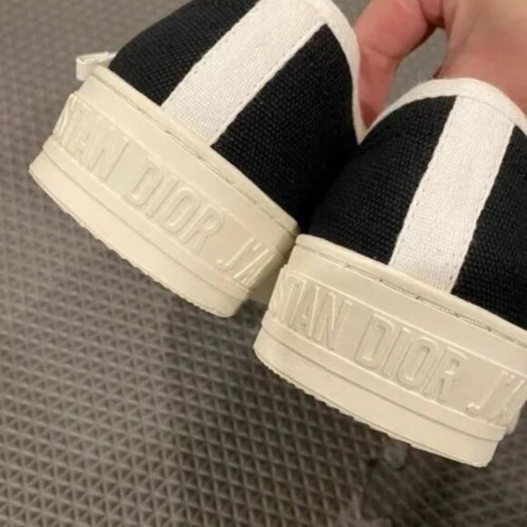 Dior WALK'N'DIOR Sneakers - Picture 4 of 6